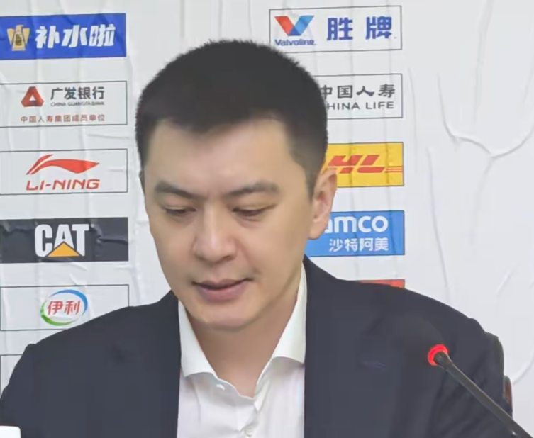 开云体育官网-溃败新疆杨鸣发布会直指外援实力问题，杨鸣申请离职冲上热搜！