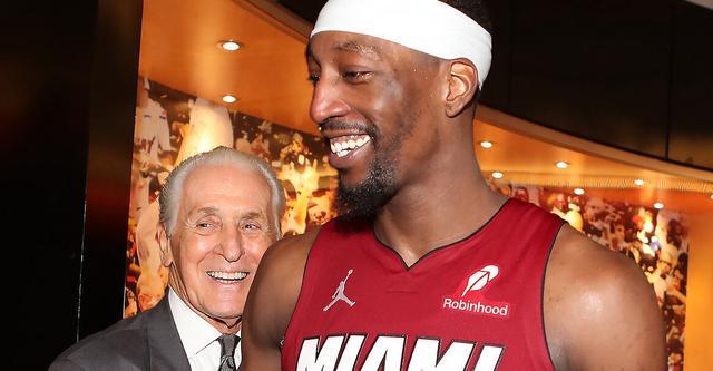 开云体育-莱利：由衷为阿德巴约感到高兴 这是最伟大的瞬间之一